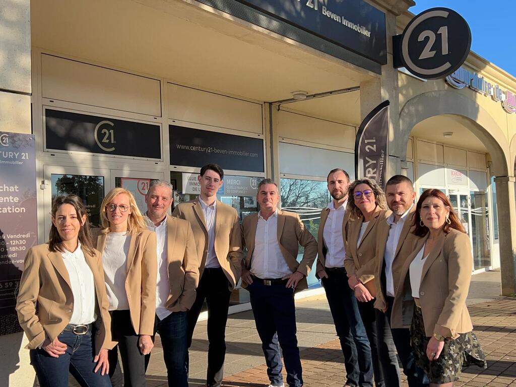 l'équipe de l'agence Beven Immobilier