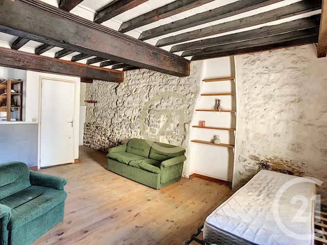 Afficher la photo en grand Appartement F1 à louer - 1 pièce - 25.0 m2 - ARAMON - 30 - LANGUEDOC-ROUSSILLON - Century 21 Beven Immobilier