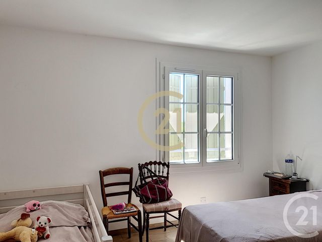 Afficher la photo en grand maison à vendre - 8 pièces - 210.0 m2 - ST QUENTIN LA POTERIE - 30 - LANGUEDOC-ROUSSILLON - Century 21 Beven Immobilier
