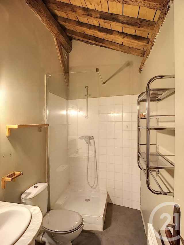 Appartement F2 à louer - 2 pièces - 48.0 m2 - SERNHAC - 30 - LANGUEDOC-ROUSSILLON - Century 21 Beven Immobilier Appartement F2 à louer - 2 pièces - 48.0 m2 - SERNHAC - 30 - LANGUEDOC-ROUSSILLON - Century 21 Beven Immobilier