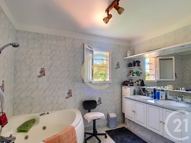 maison à vendre - 5 pièces - 167.0 m2 - UZES - 30 - LANGUEDOC-ROUSSILLON - Century 21 Beven Immobilier maison à vendre - 5 pièces - 167.0 m2 - UZES - 30 - LANGUEDOC-ROUSSILLON - Century 21 Beven Immobilier