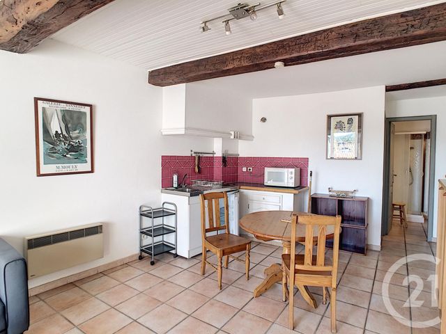 Afficher la photo en grand Appartement F2 à louer - 2 pièces - 30.72 m2 - ARAMON - 30 - LANGUEDOC-ROUSSILLON - Century 21 Beven Immobilier
