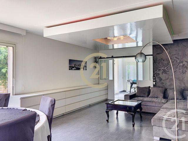 Afficher la photo en grand maison à vendre - 8 pièces - 200.0 m2 - CASTILLON DU GARD - 30 - LANGUEDOC-ROUSSILLON - Century 21 Beven Immobilier