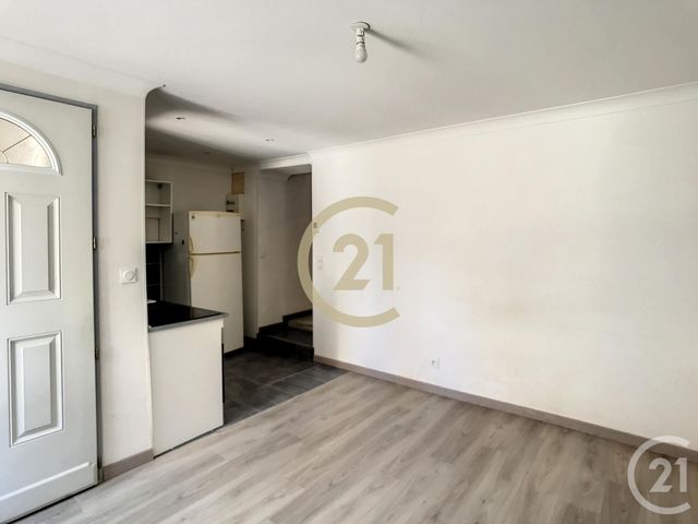 Appartement F2 à louer - 2 pièces - 35.05 m2 - ARAMON - 30 - LANGUEDOC-ROUSSILLON - Century 21 Beven Immobilier