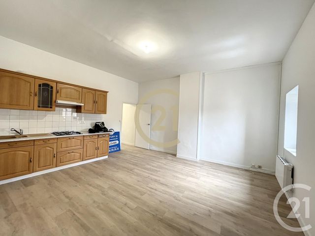 Appartement F3 à louer - 3 pièces - 63.83 m2 - ARAMON - 30 - LANGUEDOC-ROUSSILLON - Century 21 Beven Immobilier