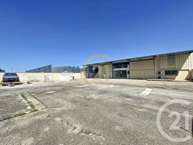 commerce à louer - 322.0 m2 - REMOULINS - 30 - LANGUEDOC-ROUSSILLON - Century 21 Beven Immobilier