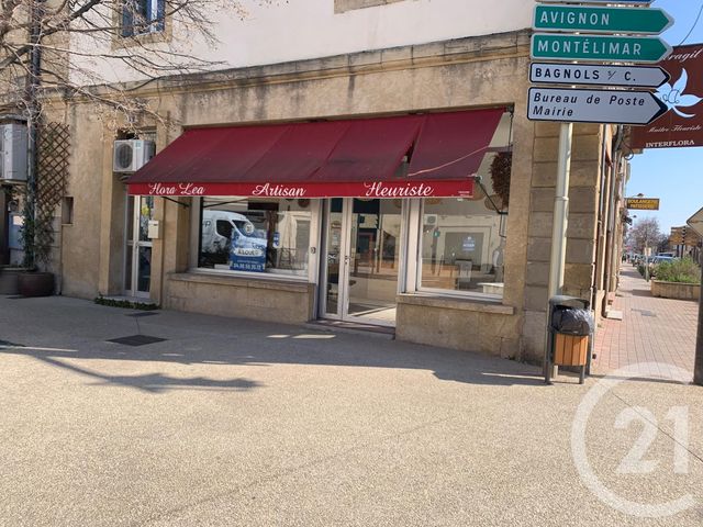 commerce à louer - 70.0 m2 - REMOULINS - 30 - LANGUEDOC-ROUSSILLON - Century 21 Beven Immobilier