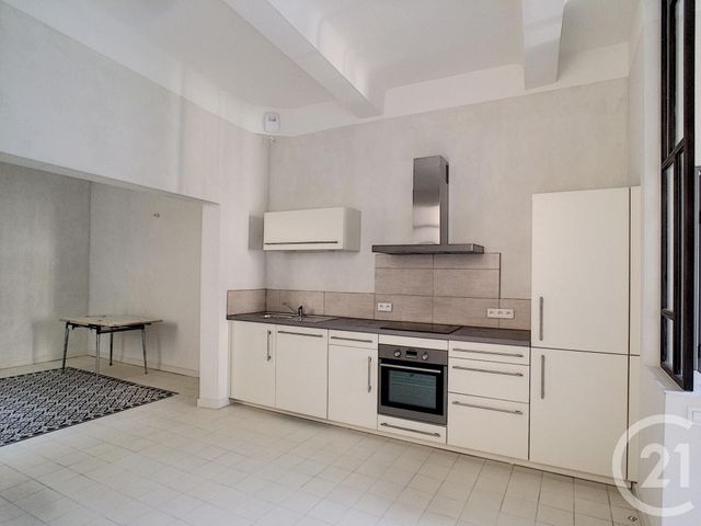 Appartement F2 à louer - 2 pièces - 50.7 m2 - UZES - 30 - LANGUEDOC-ROUSSILLON - Century 21 Beven Immobilier