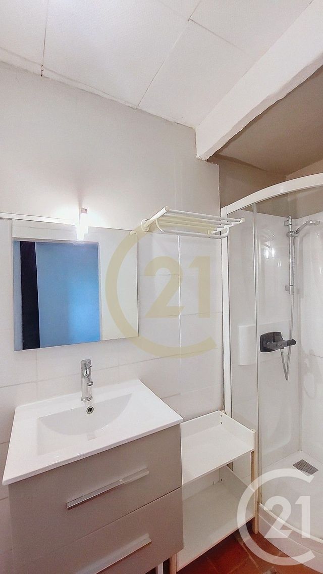 Afficher la photo en grand Appartement F3 à louer - 3 pièces - 67.41 m2 - THEZIERS - 30 - LANGUEDOC-ROUSSILLON - Century 21 Beven Immobilier