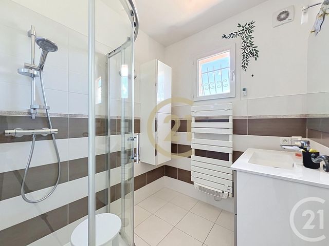 maison à vendre - 4 pièces - 135.95 m2 - UZES - 30 - LANGUEDOC-ROUSSILLON - Century 21 Beven Immobilier
