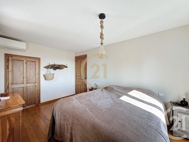 Afficher la photo en grand maison à vendre - 7 pièces - 199.74 m2 - ROCHEFORT DU GARD - 30 - LANGUEDOC-ROUSSILLON - Century 21 Beven Immobilier