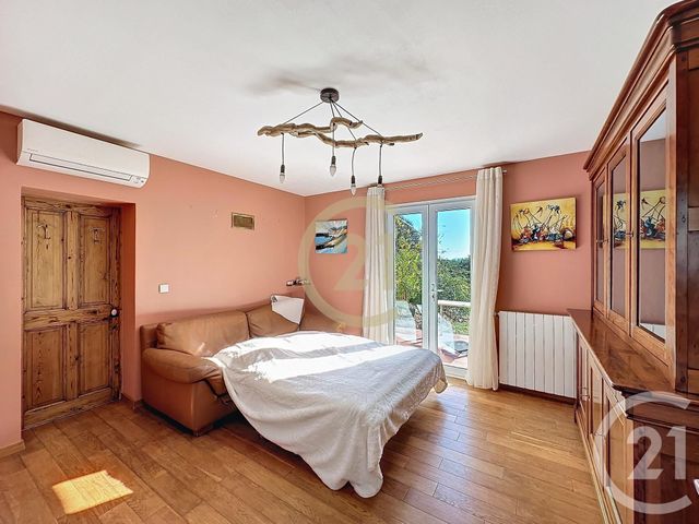 Afficher la photo en grand maison à vendre - 7 pièces - 199.74 m2 - ROCHEFORT DU GARD - 30 - LANGUEDOC-ROUSSILLON - Century 21 Beven Immobilier