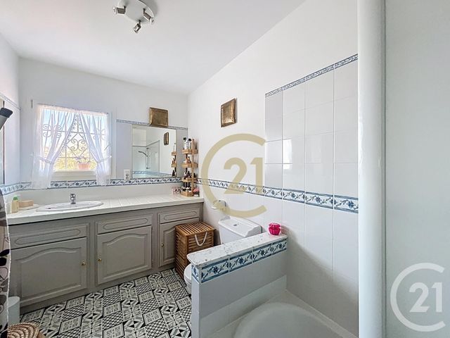 maison à vendre - 5 pièces - 183.24 m2 - LA CAPELLE ET MASMOLENE - 30 - LANGUEDOC-ROUSSILLON - Century 21 Beven Immobilier