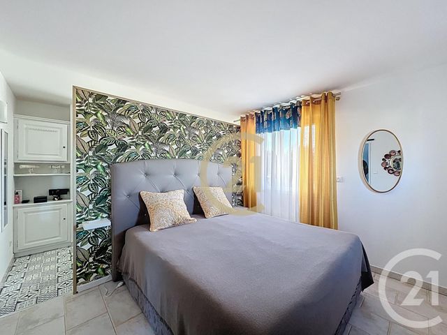 maison à vendre - 5 pièces - 183.24 m2 - LA CAPELLE ET MASMOLENE - 30 - LANGUEDOC-ROUSSILLON - Century 21 Beven Immobilier