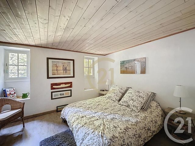 maison à vendre - 12 pièces - 221.48 m2 - UZES - 30 - LANGUEDOC-ROUSSILLON - Century 21 Beven Immobilier