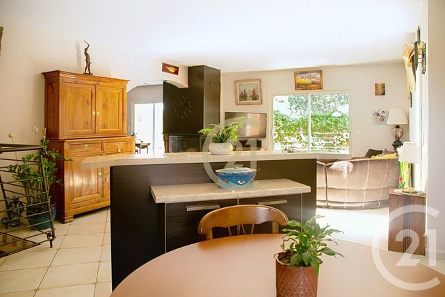 maison à vendre - 7 pièces - 285.44 m2 - BEAUCAIRE - 30 - LANGUEDOC-ROUSSILLON - Century 21 Beven Immobilier