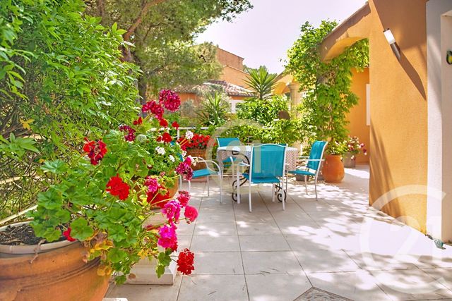 maison à vendre - 7 pièces - 285.44 m2 - BEAUCAIRE - 30 - LANGUEDOC-ROUSSILLON - Century 21 Beven Immobilier