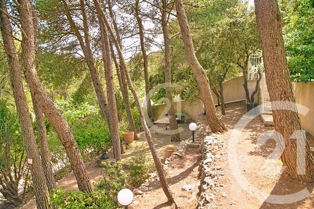 maison à vendre - 7 pièces - 285.44 m2 - BEAUCAIRE - 30 - LANGUEDOC-ROUSSILLON - Century 21 Beven Immobilier