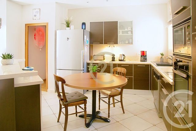 maison à vendre - 7 pièces - 285.44 m2 - BEAUCAIRE - 30 - LANGUEDOC-ROUSSILLON - Century 21 Beven Immobilier