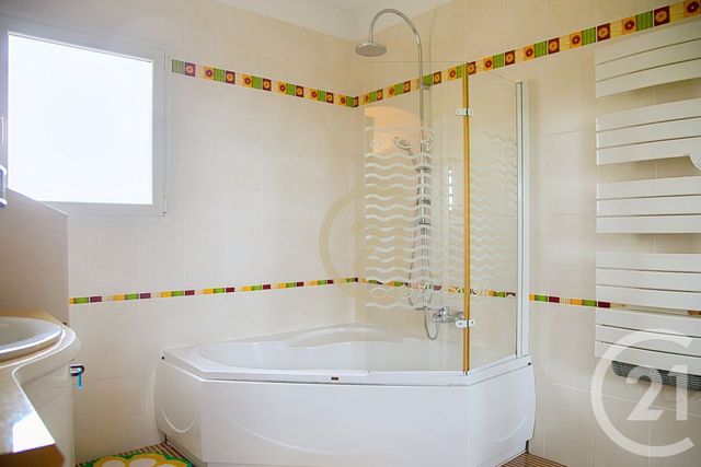 maison à vendre - 7 pièces - 285.44 m2 - BEAUCAIRE - 30 - LANGUEDOC-ROUSSILLON - Century 21 Beven Immobilier