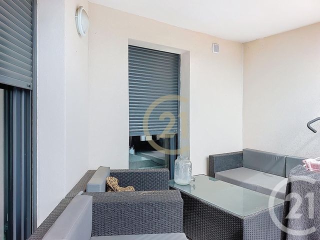 Afficher la photo en grand Appartement F3 à louer - 4 pièces - 61.62 m2 - LES ANGLES - 30 - LANGUEDOC-ROUSSILLON - Century 21 Beven Immobilier