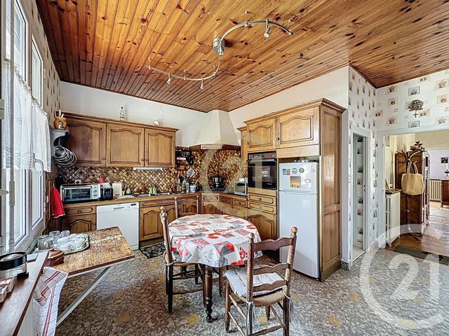 maison à vendre - 9 pièces - 184.85 m2 - REMOULINS - 30 - LANGUEDOC-ROUSSILLON - Century 21 Beven Immobilier