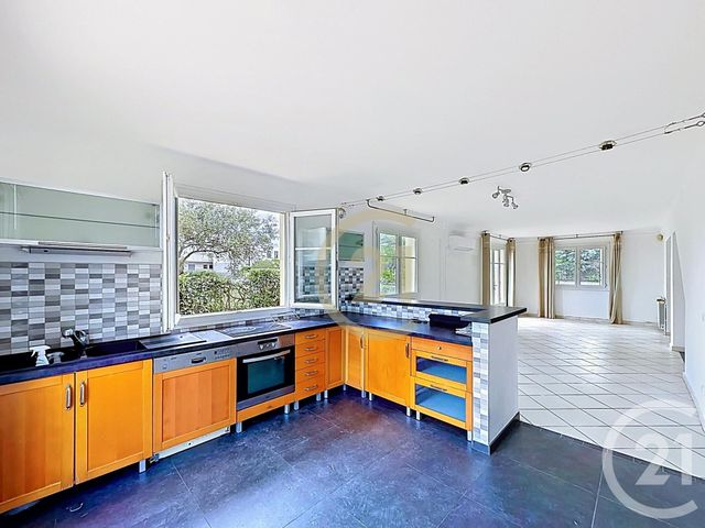 maison à vendre - 6 pièces - 130.65 m2 - REMOULINS - 30 - LANGUEDOC-ROUSSILLON - Century 21 Beven Immobilier