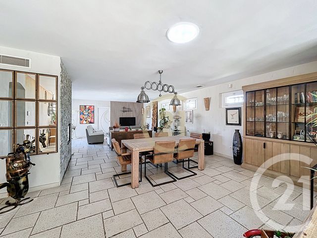 maison à vendre - 5 pièces - 210.54 m2 - MONTFRIN - 30 - LANGUEDOC-ROUSSILLON - Century 21 Beven Immobilier