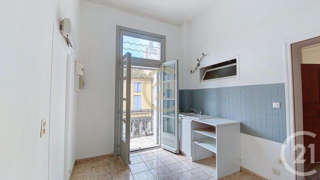 Afficher la photo en grand Appartement F1 à louer - 1 pièce - 31.31 m2 - REMOULINS - 30 - LANGUEDOC-ROUSSILLON - Century 21 Beven Immobilier