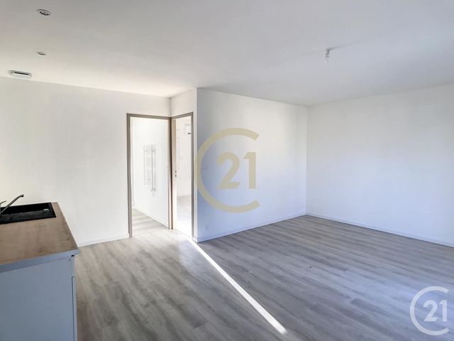 Appartement F2 à louer - 2 pièces - 42.6 m2 - LEDENON - 30 - LANGUEDOC-ROUSSILLON - Century 21 Beven Immobilier