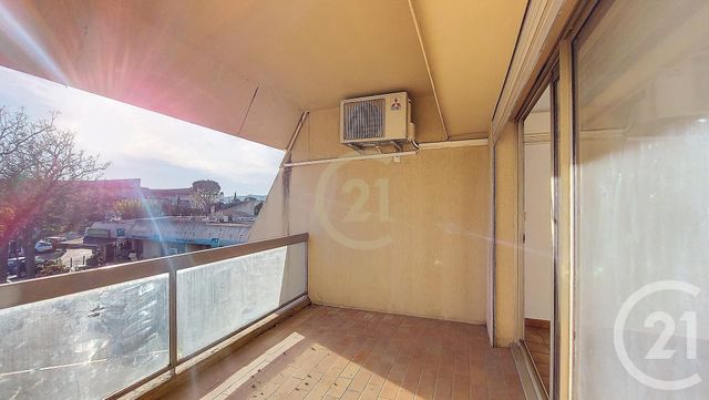 Appartement F1 à louer - 1 pièce - 38.54 m2 - LES ANGLES - 30 - LANGUEDOC-ROUSSILLON - Century 21 Beven Immobilier
