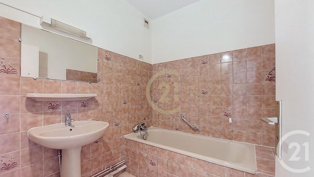 Appartement F1 à louer - 1 pièce - 38.54 m2 - LES ANGLES - 30 - LANGUEDOC-ROUSSILLON - Century 21 Beven Immobilier