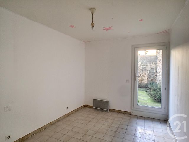 Appartement F3 à louer - 3 pièces - 63.2 m2 - REMOULINS - 30 - LANGUEDOC-ROUSSILLON - Century 21 Beven Immobilier