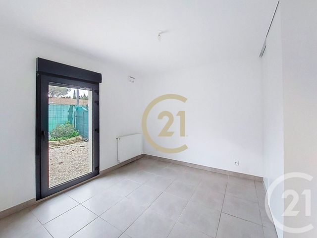 Appartement F2 à louer - 2 pièces - 41.5 m2 - LES ANGLES - 30 - LANGUEDOC-ROUSSILLON - Century 21 Beven Immobilier