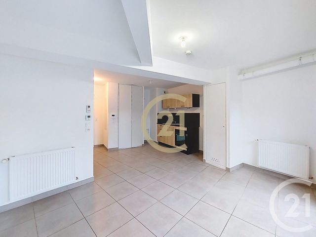 Appartement F2 à louer - 2 pièces - 41.5 m2 - LES ANGLES - 30 - LANGUEDOC-ROUSSILLON - Century 21 Beven Immobilier
