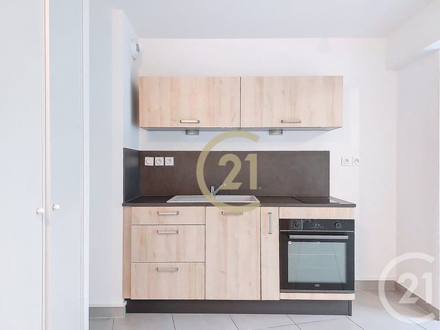 Appartement F2 à louer - 2 pièces - 41.5 m2 - LES ANGLES - 30 - LANGUEDOC-ROUSSILLON - Century 21 Beven Immobilier