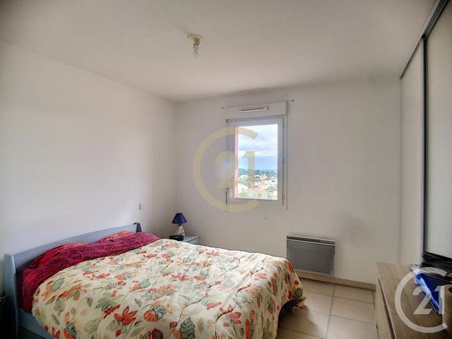 Appartement F3 à louer - 3 pièces - 55.81 m2 - ARAMON - 30 - LANGUEDOC-ROUSSILLON - Century 21 Beven Immobilier
