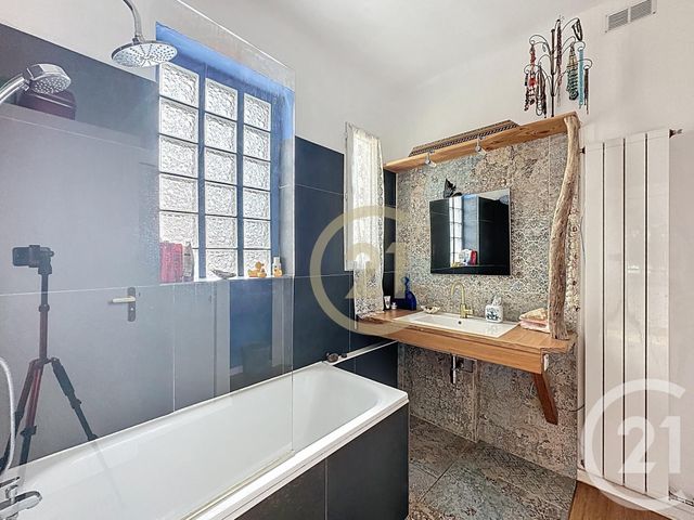 maison à vendre - 6 pièces - 126.08 m2 - REMOULINS - 30 - LANGUEDOC-ROUSSILLON - Century 21 Beven Immobilier