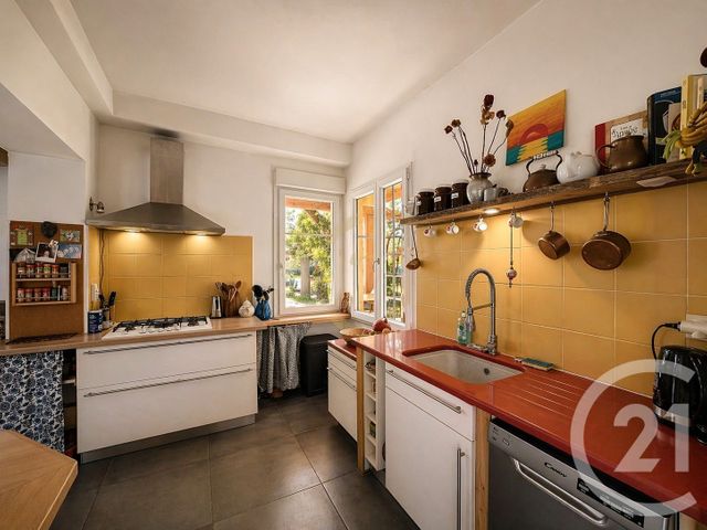 maison à vendre - 6 pièces - 130.0 m2 - REMOULINS - 30 - LANGUEDOC-ROUSSILLON - Century 21 Beven Immobilier