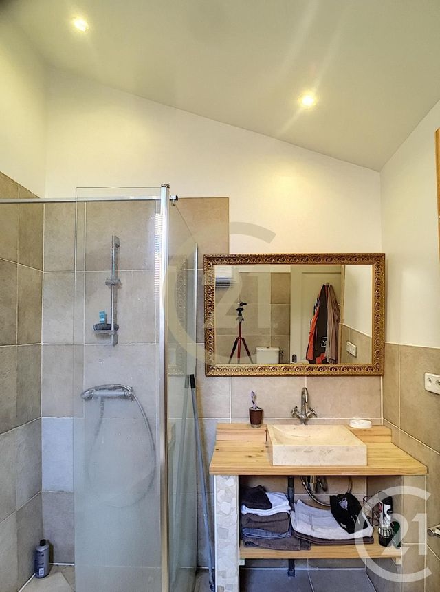 Appartement F2 à louer - 2 pièces - 46.13 m2 - ARAMON - 30 - LANGUEDOC-ROUSSILLON - Century 21 Beven Immobilier