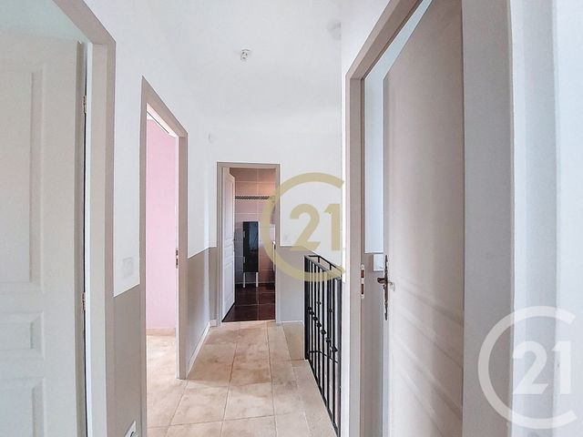 maison à louer - 5 pièces - 124.39 m2 - MEYNES - 30 - LANGUEDOC-ROUSSILLON - Century 21 Beven Immobilier