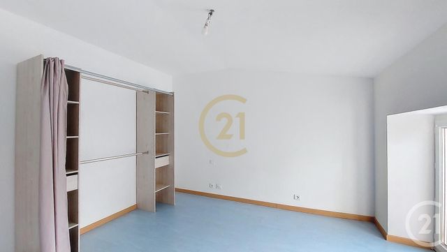 Appartement F4 à louer - 4 pièces - 95.74 m2 - REMOULINS - 30 - LANGUEDOC-ROUSSILLON - Century 21 Beven Immobilier