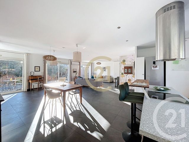 maison à vendre - 5 pièces - 179.35 m2 - ESTEZARGUES - 30 - LANGUEDOC-ROUSSILLON - Century 21 Beven Immobilier