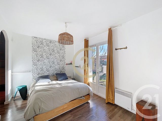 maison à vendre - 5 pièces - 179.35 m2 - ESTEZARGUES - 30 - LANGUEDOC-ROUSSILLON - Century 21 Beven Immobilier