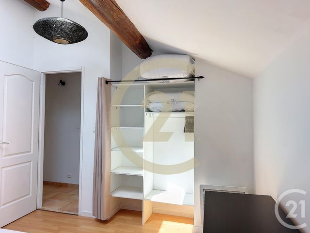Appartement F3 à louer - 3 pièces - 52.34 m2 - REMOULINS - 30 - LANGUEDOC-ROUSSILLON - Century 21 Beven Immobilier