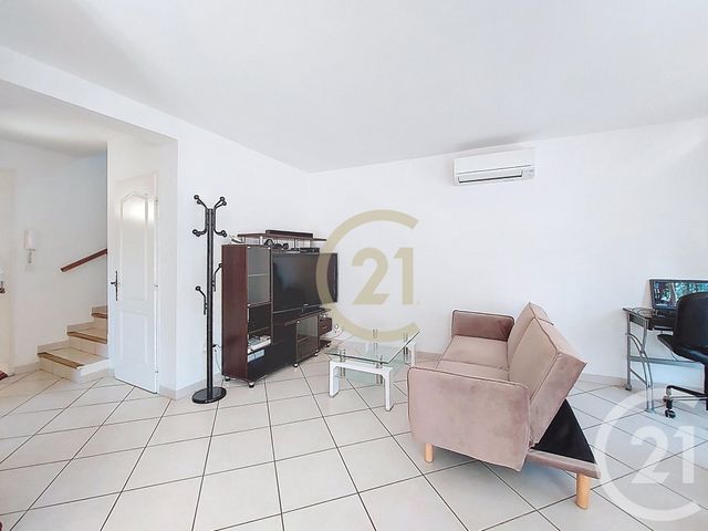 maison à louer - 4 pièces - 91.59 m2 - VERS PONT DU GARD - 30 - LANGUEDOC-ROUSSILLON - Century 21 Beven Immobilier