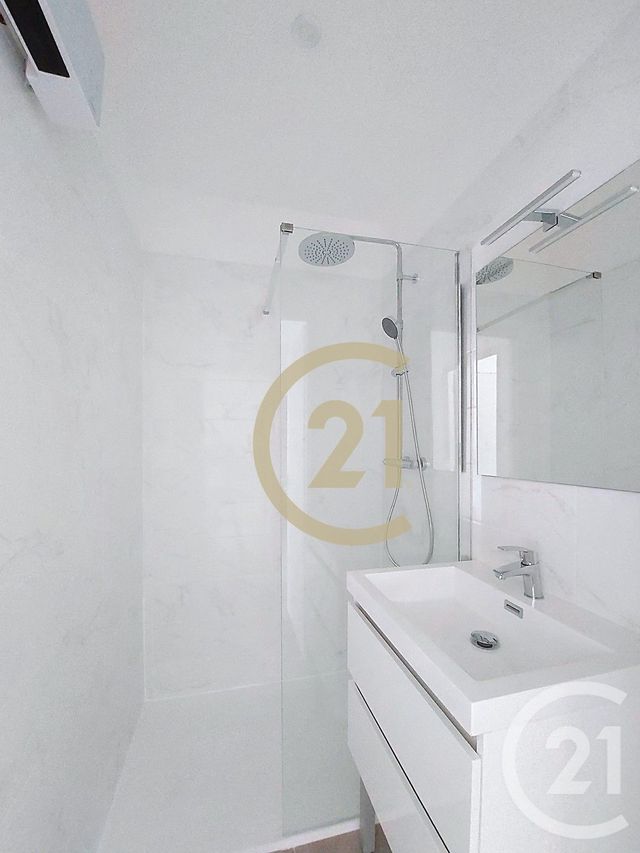 Appartement à louer - 3 pièces - 56.66 m2 - VALLIGUIERES - 30 - LANGUEDOC-ROUSSILLON - Century 21 Beven Immobilier