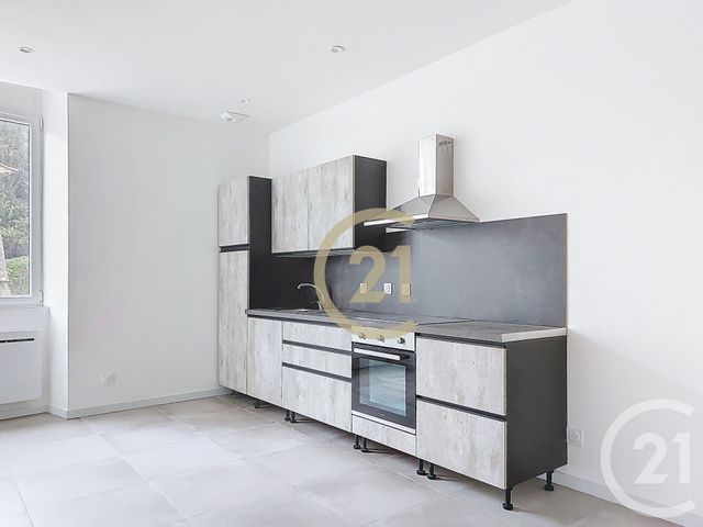Appartement à louer - 3 pièces - 56.66 m2 - VALLIGUIERES - 30 - LANGUEDOC-ROUSSILLON - Century 21 Beven Immobilier