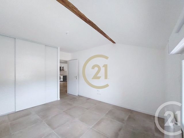 Appartement à louer - 3 pièces - 70.38 m2 - VALLIGUIERES - 30 - LANGUEDOC-ROUSSILLON - Century 21 Beven Immobilier
