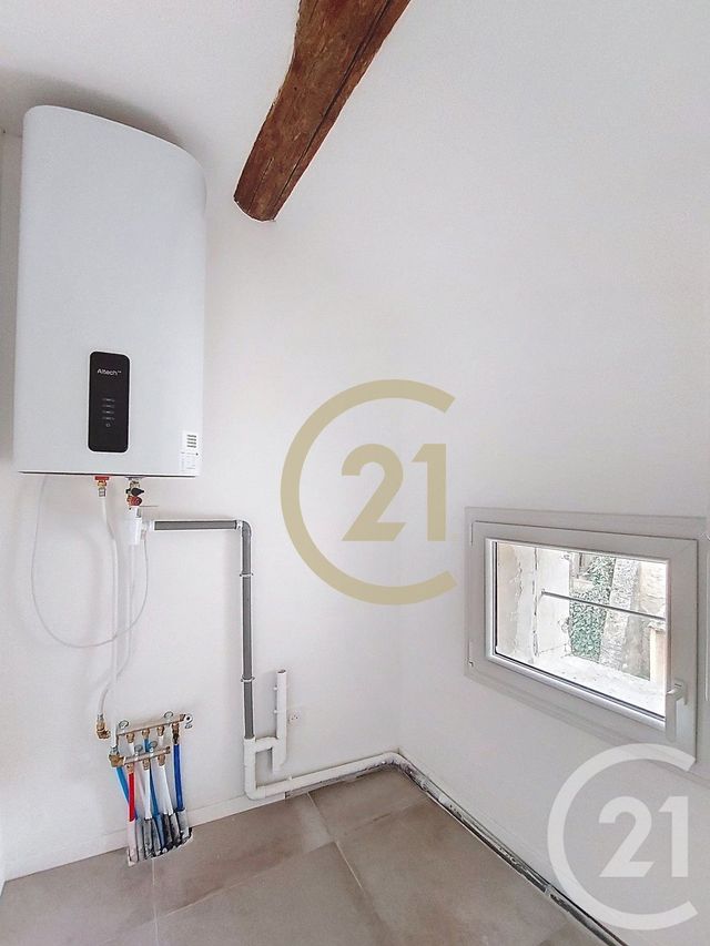 Appartement à louer - 3 pièces - 70.38 m2 - VALLIGUIERES - 30 - LANGUEDOC-ROUSSILLON - Century 21 Beven Immobilier
